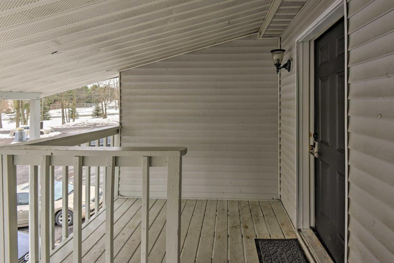 Mount Pocono Condo With Balcony, Near Mt Airy Casino מראה חיצוני תמונה