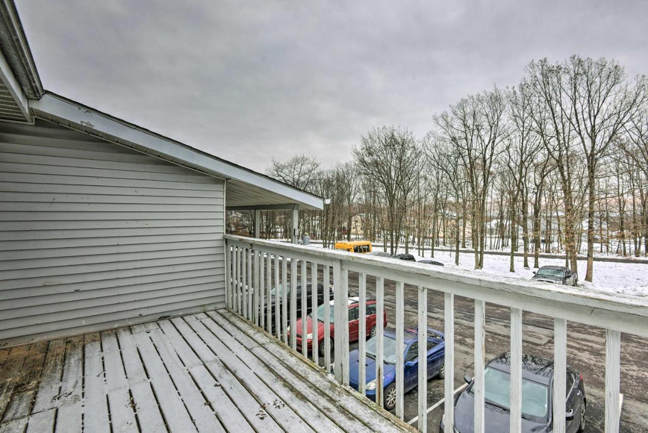 Mount Pocono Condo With Balcony, Near Mt Airy Casino מראה חיצוני תמונה